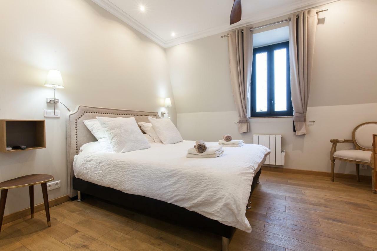 Appartement Vue Mer, Suquet Et Palais Avec Parking Cannes Exterior photo